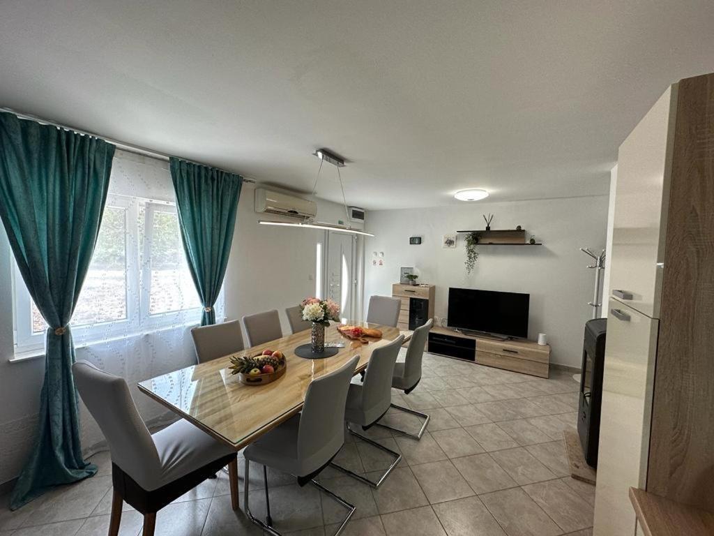 Villa Green Hill, Cista Velika, Imotski Omiš Kültér fotó